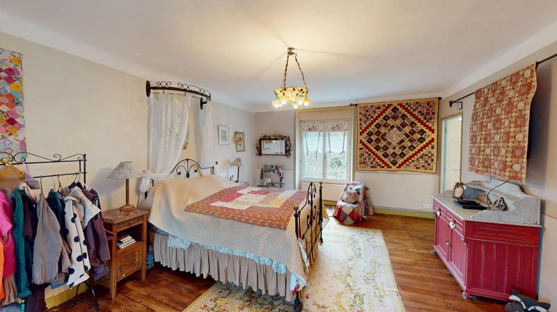 Propriété - 279 m² - 10 pièces