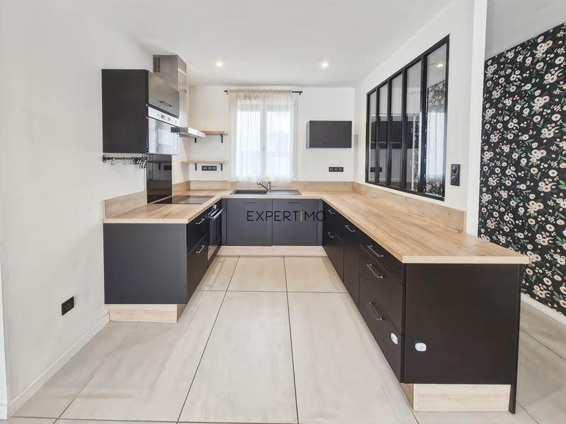 Maison - 100 m² - 4 pièces