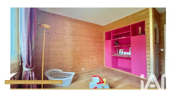 Maison - 176 m² - 13 pièces