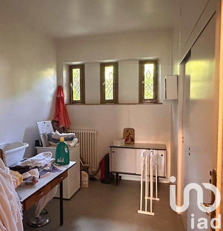 Maison de maîtres - 256 m² - 11 pièces