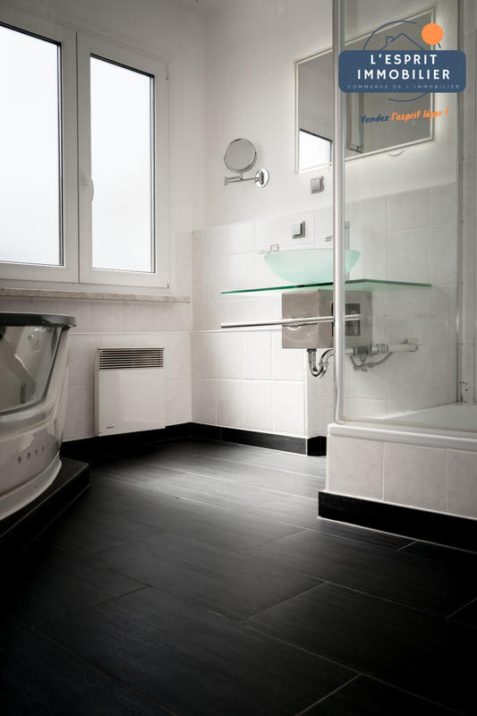 Maison - 88 m² - 5 pièces