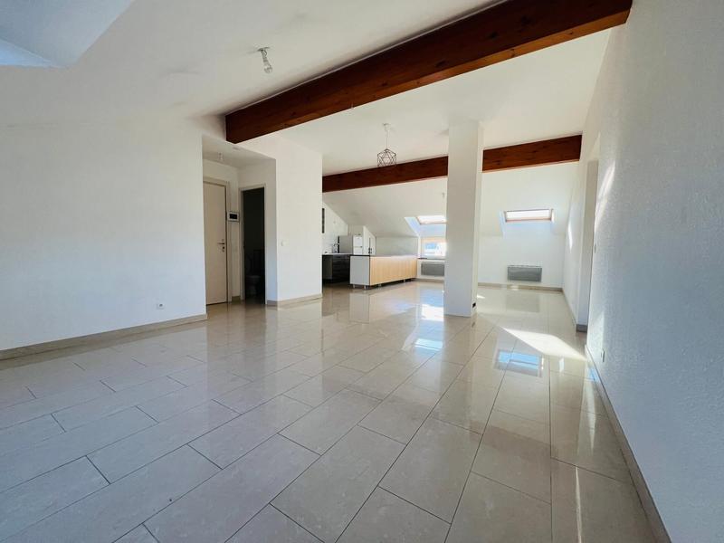 Appartement - 74 m² - 3 pièces