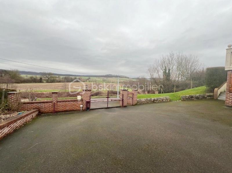 Pavillon - 180 m² - 5 pièces