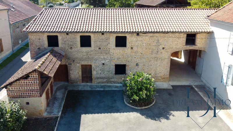 Maison - 213 m² - 9 pièces