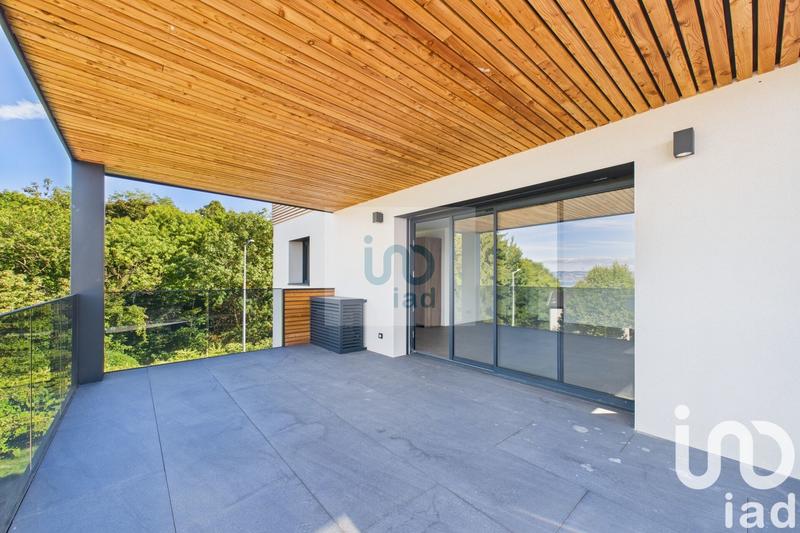 Appartement - 77 m² - 3 pièces