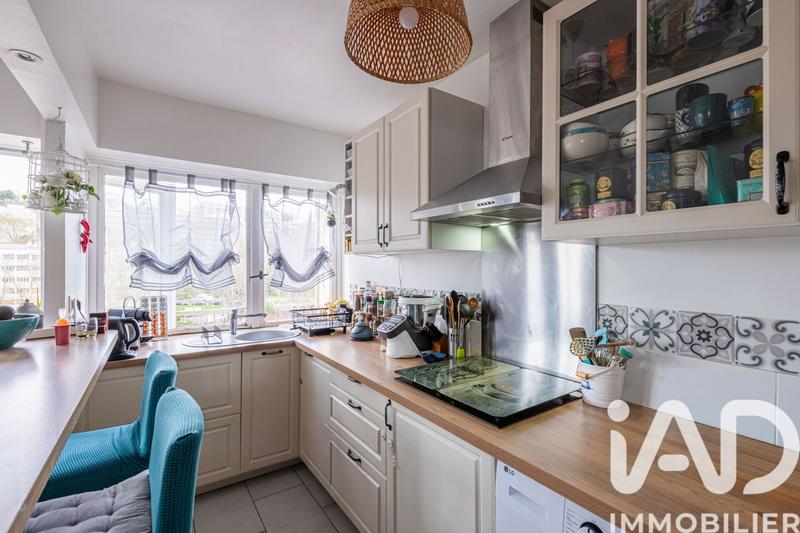 Appartement - 90 m² - 4 pièces