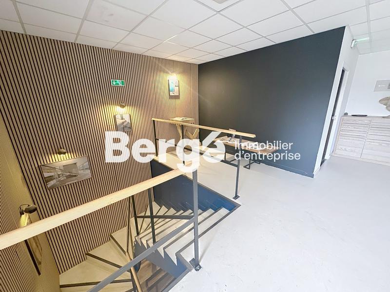 Entrepôt - 1 648 m²