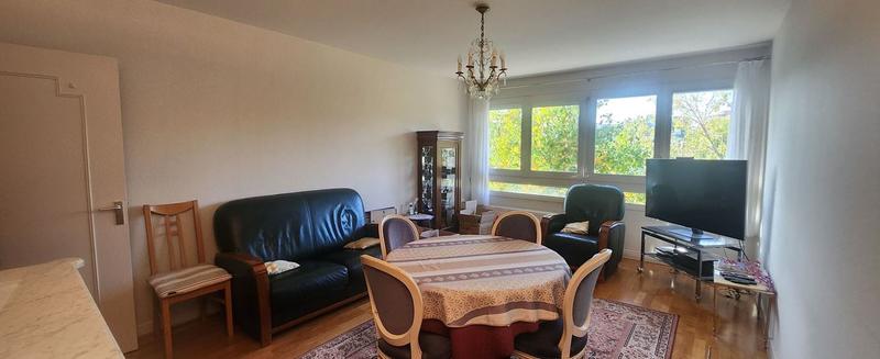 Appartement - 79 m² - 4 pièces