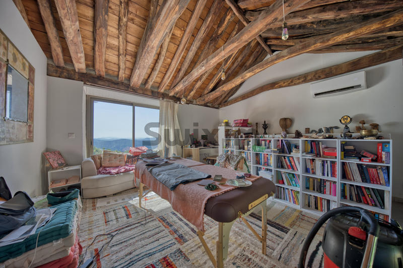 Mas - 150 m² - 7 pièces