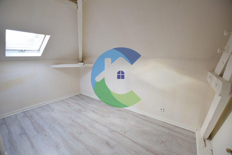 Immeuble - 150 m² - 8 pièces