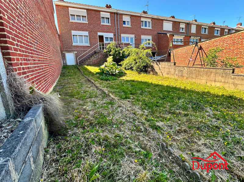 Maison - 80 m² - 5 pièces