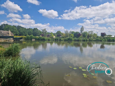 Maison - 5 000 m² - 3 pièces