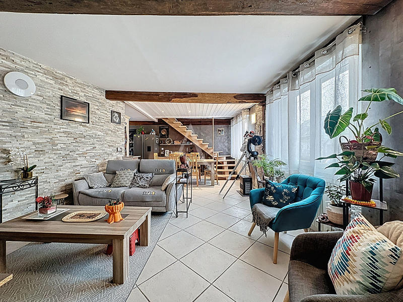 Maison - 98 m² - 5 pièces