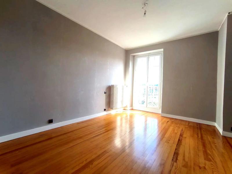 Maison - 259 m² - 7 pièces