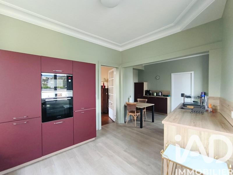 Maison - 321 m² - 15 pièces