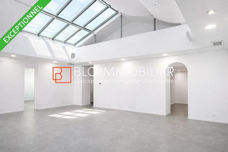 Local commercial - 239 m²