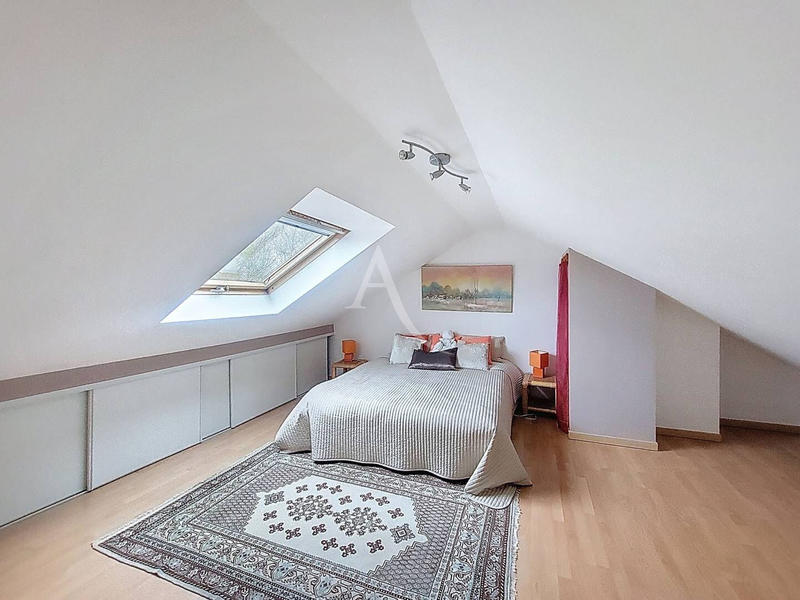 Maison - 149 m² - 7 pièces