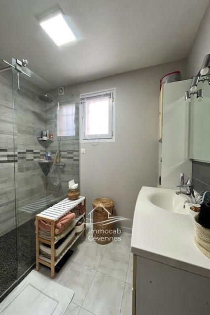 Maison - 206 m² - 2 pièces