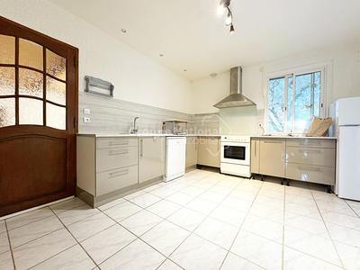 Maison - 122 m² - 5 pièces