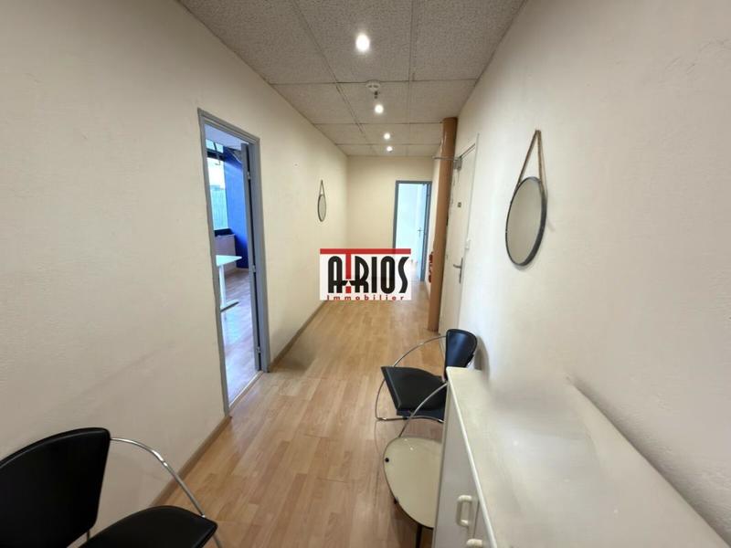 Bureau - 49 m² - 4 pièces