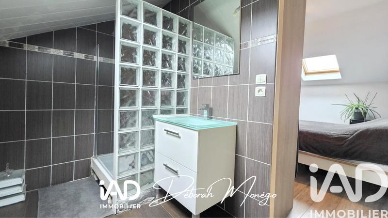 Maison - 97 m² - 5 pièces