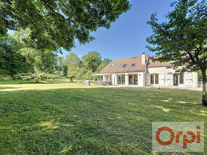 Maison - 197 m² - 8 pièces