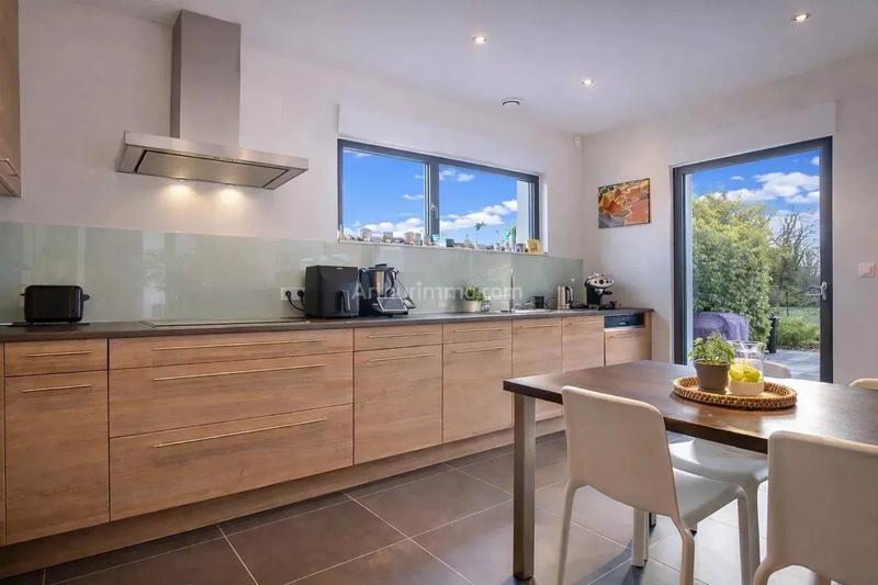 Maison - 170 m² - 6 pièces