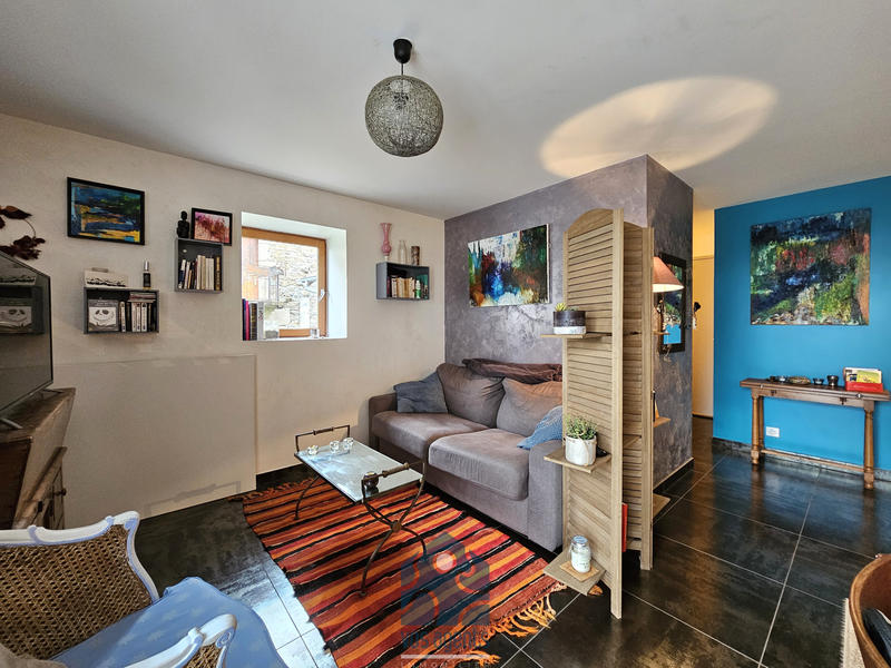 Propriété - 300 m² - 9 pièces