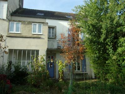 Maison - 176 m² - 8 pièces