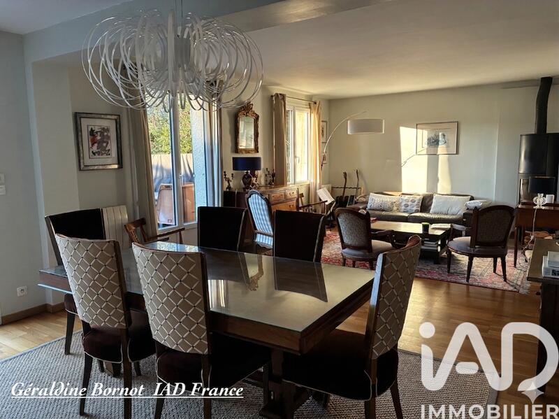 Maison - 150 m² - 8 pièces