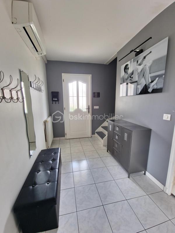 Maison - 220 m² - 7 pièces