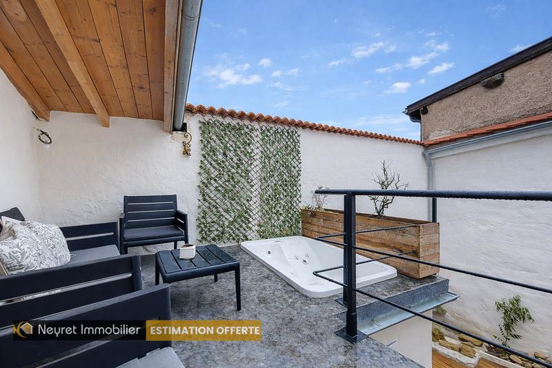 Maison de village - 151 m² - 7 pièces