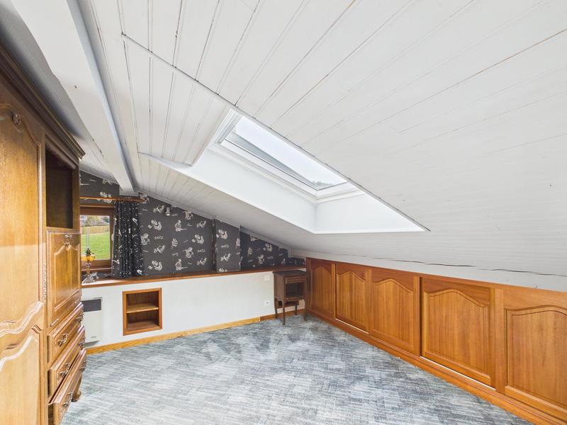 Maison - 146 m² - 9 pièces