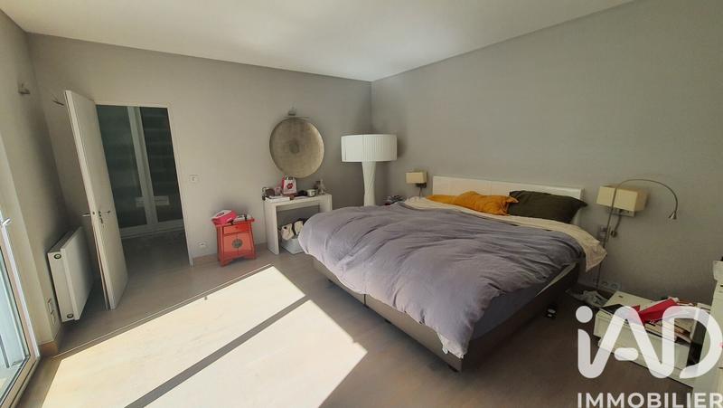 Maison - 446 m² - 9 pièces