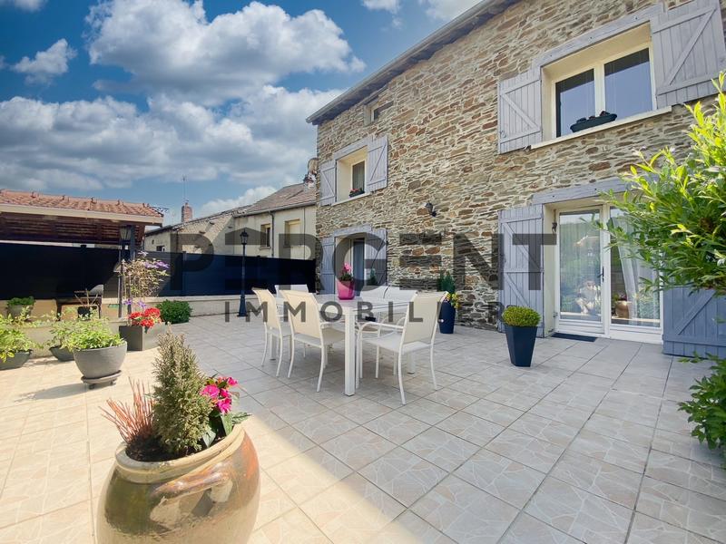 Maison - 142 m² - 5 pièces