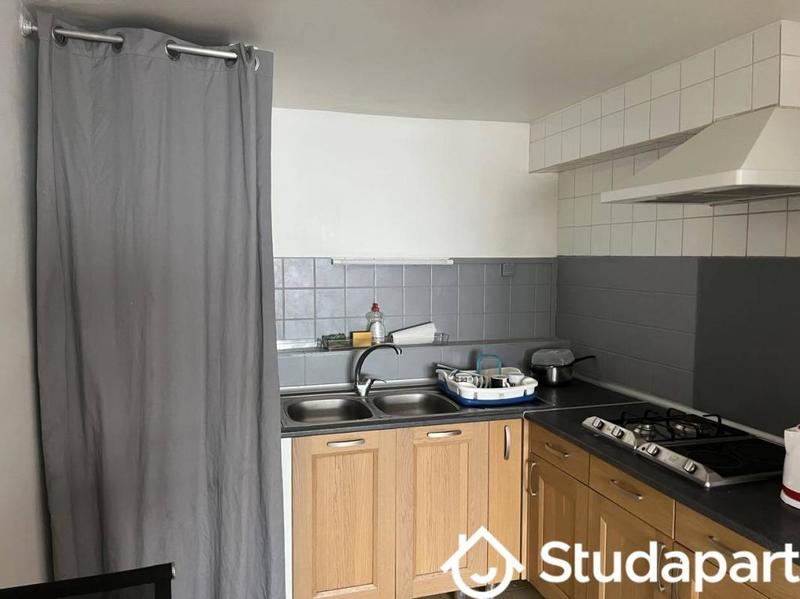 Chambre - 11 m² - 1 pièce