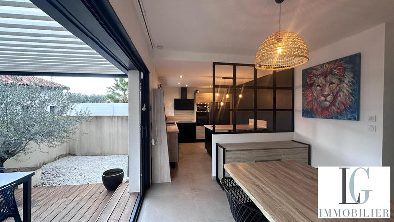 Maison - 112 m² - 4 pièces