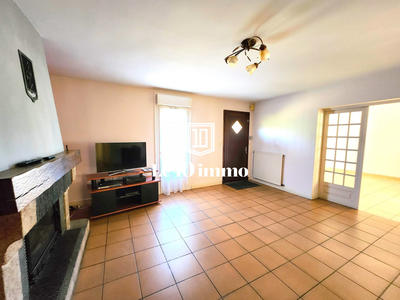 Maison - 167 m² - 6 pièces