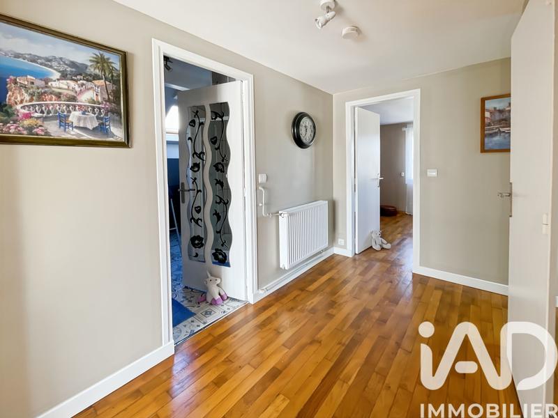 Maison - 157 m² - 6 pièces