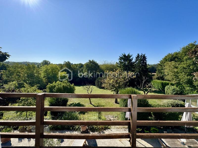 Maison en pierre - 333 m² - 11 pièces