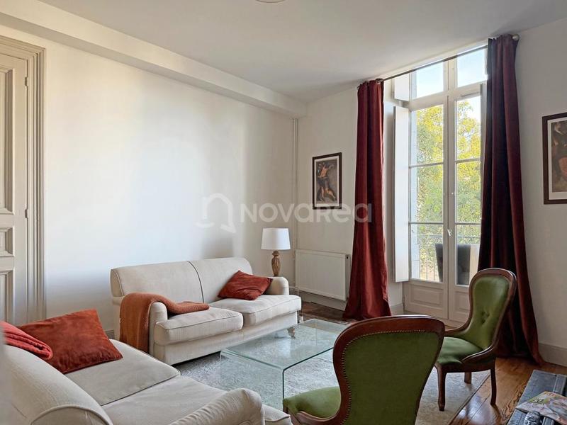 Appartement - 104 m² - 4 pièces