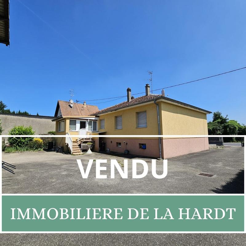 Maison - 101 m² - 5 pièces