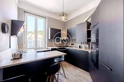 Appartement - 81 m² - 3 pièces