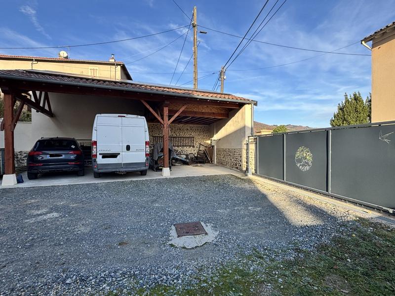 Maison ancienne - 180 m² - 9 pièces