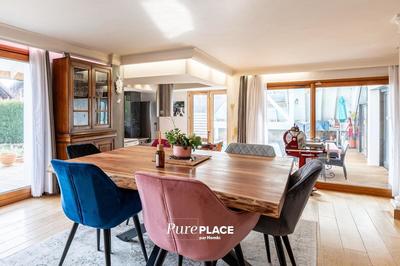 Villa - 310 m² - 7 pièces