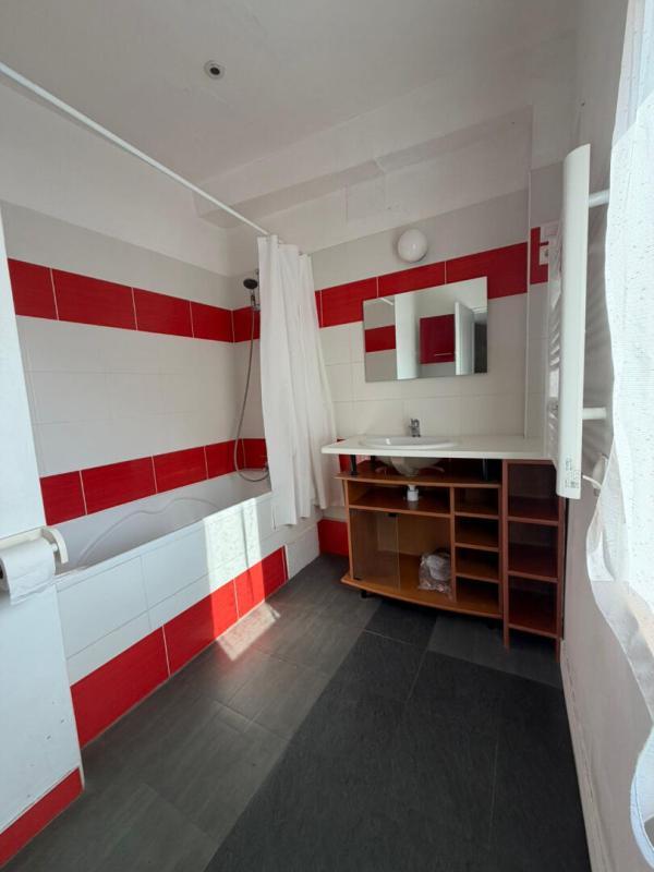 Maison de ville - 82 m² - 3 pièces