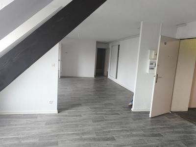 Appartement ancien - 69 m² - 2 pièces