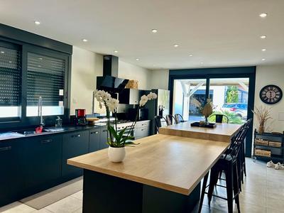 Maison - 155 m² - 5 pièces