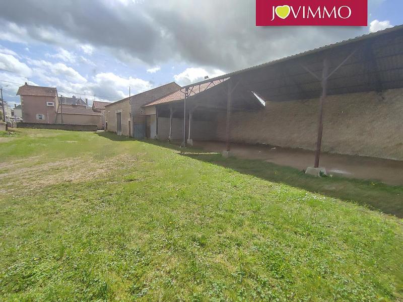 Maison - 500 m² - 6 pièces