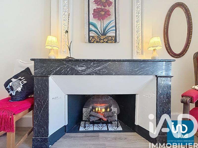 Maison - 220 m² - 10 pièces